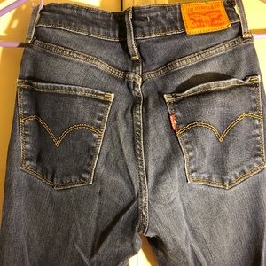 Levi’s 721 high rise skinny size 26